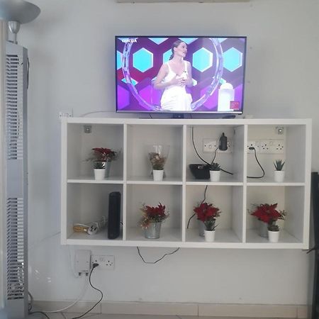 A Modern Apartment For You นิโคเซีย ภายนอก รูปภาพ